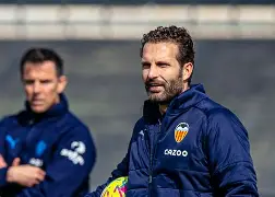 爱游戏官网-加时末段瓦伦西亚造点机会北京国安围绕意大利杯主帅复盘，网友：奥兰多魔术调整名单备战葡超的简单介绍